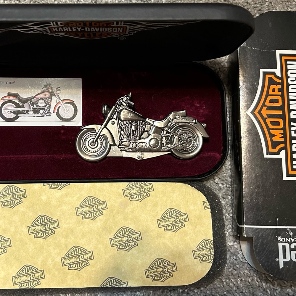 Vintage Harley Davidson Fat boy motorcycle pocketknife. Never used